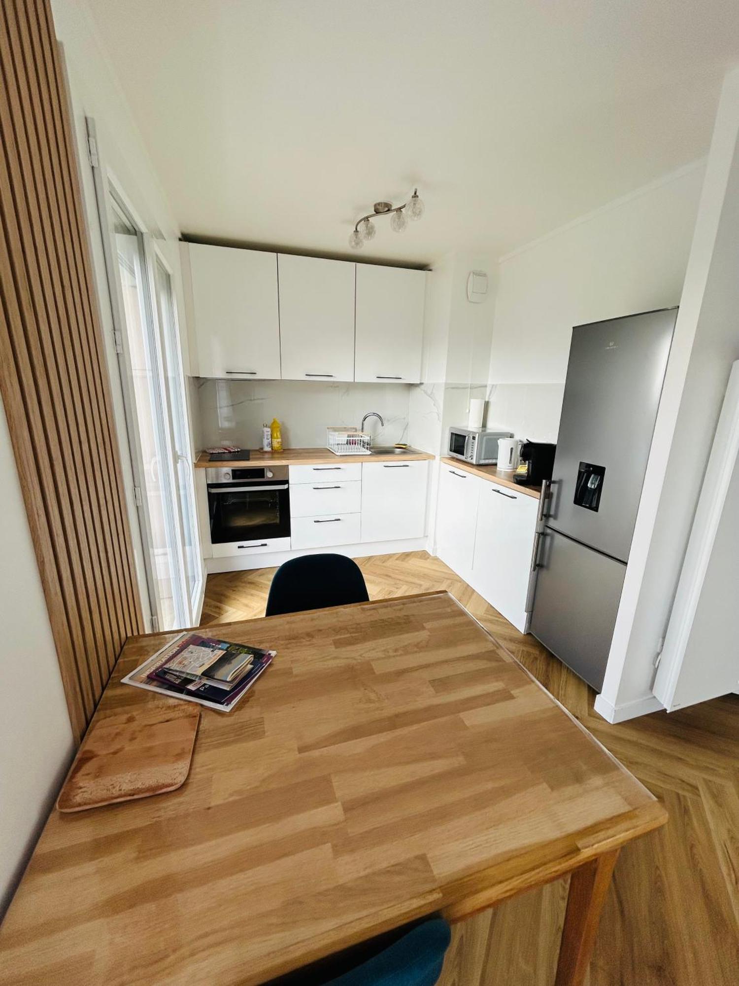 Appartement Agreable Chantilly Avec Balcon Et Parking Securise Pau
